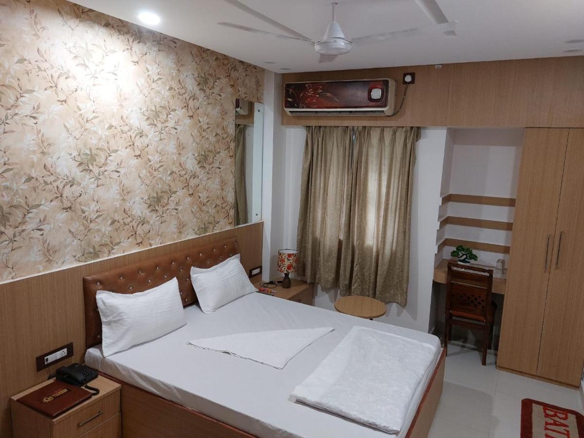 Hotel Sunshine & Restaurant Purnia Екстер'єр фото